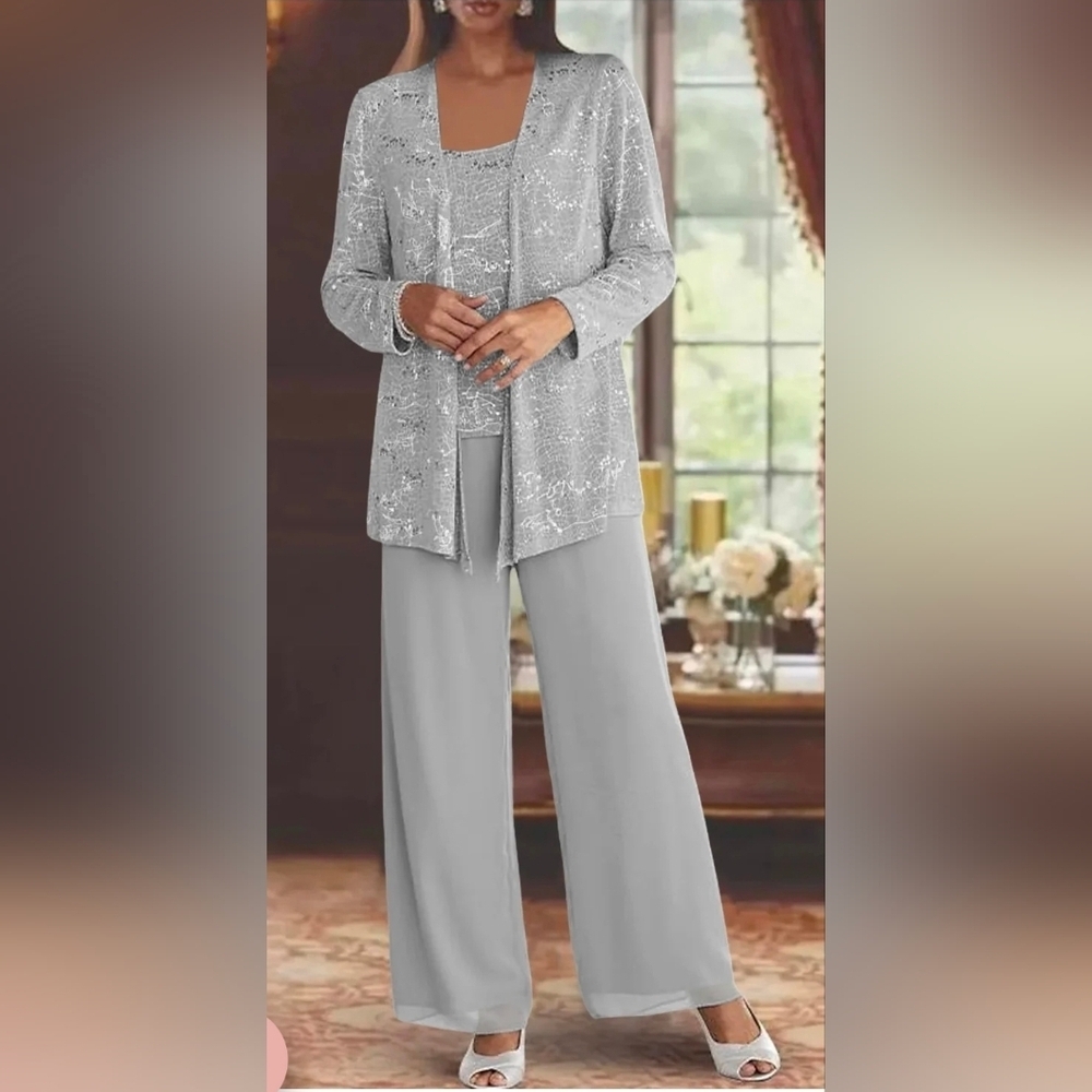 R&M Richards Elegant Gray Attire